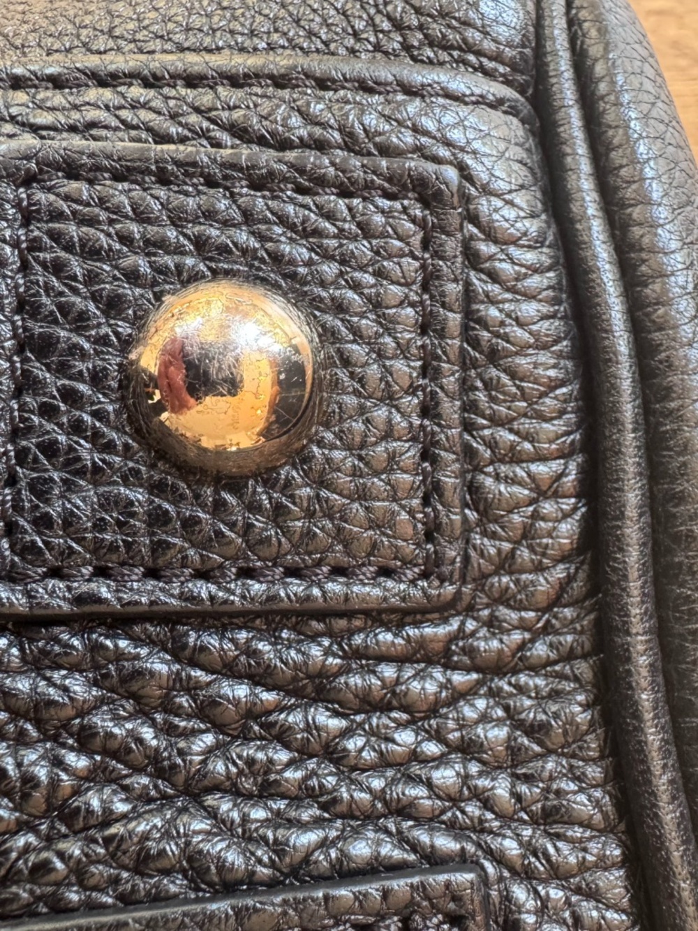 Mulberry Bayswater, Black Pebbled Leather Bag with Gold Hardware - Picture 9 of 12